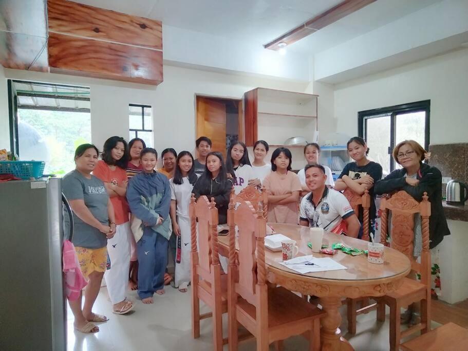 M&H Transient Solo Apartment Baguio City Exterior photo